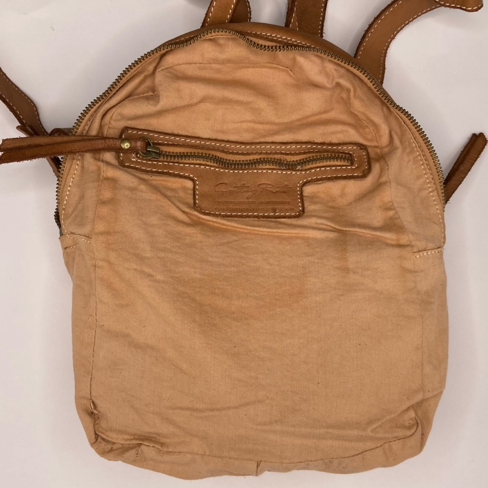 Costanza Rota Italian Woven Leather Backpack - Picture 14 of 16